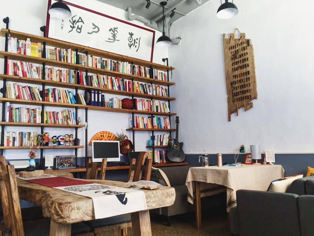 Zhaohuaxishi Youth Hostel Guangzhou Exterior foto
